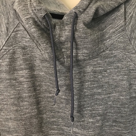 UNDER ARMOUR Storm Cold Gear Hoodie in size Small - Picture 4 of 8